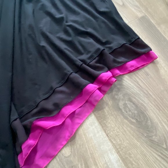 Rock ‘N Karma asymmetrical hem bodycon occasion dress in size 1X - Picture 8 of 12